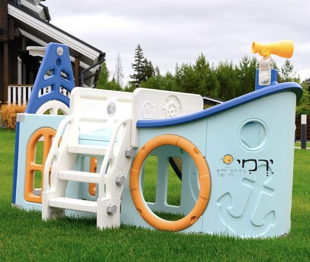 מתקן ספינה טיפוס וגלישה לחצר