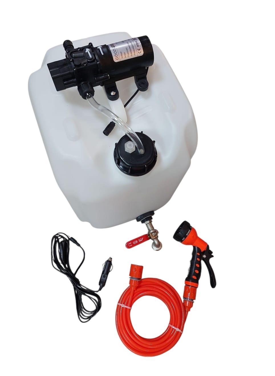 מקלחת למילואים ולצבא חוץ שטח חשמלית 12V כולל מיכל מים 25 ליטר משולבת עם ברז לשטיפת ידיים קמפינג לייף