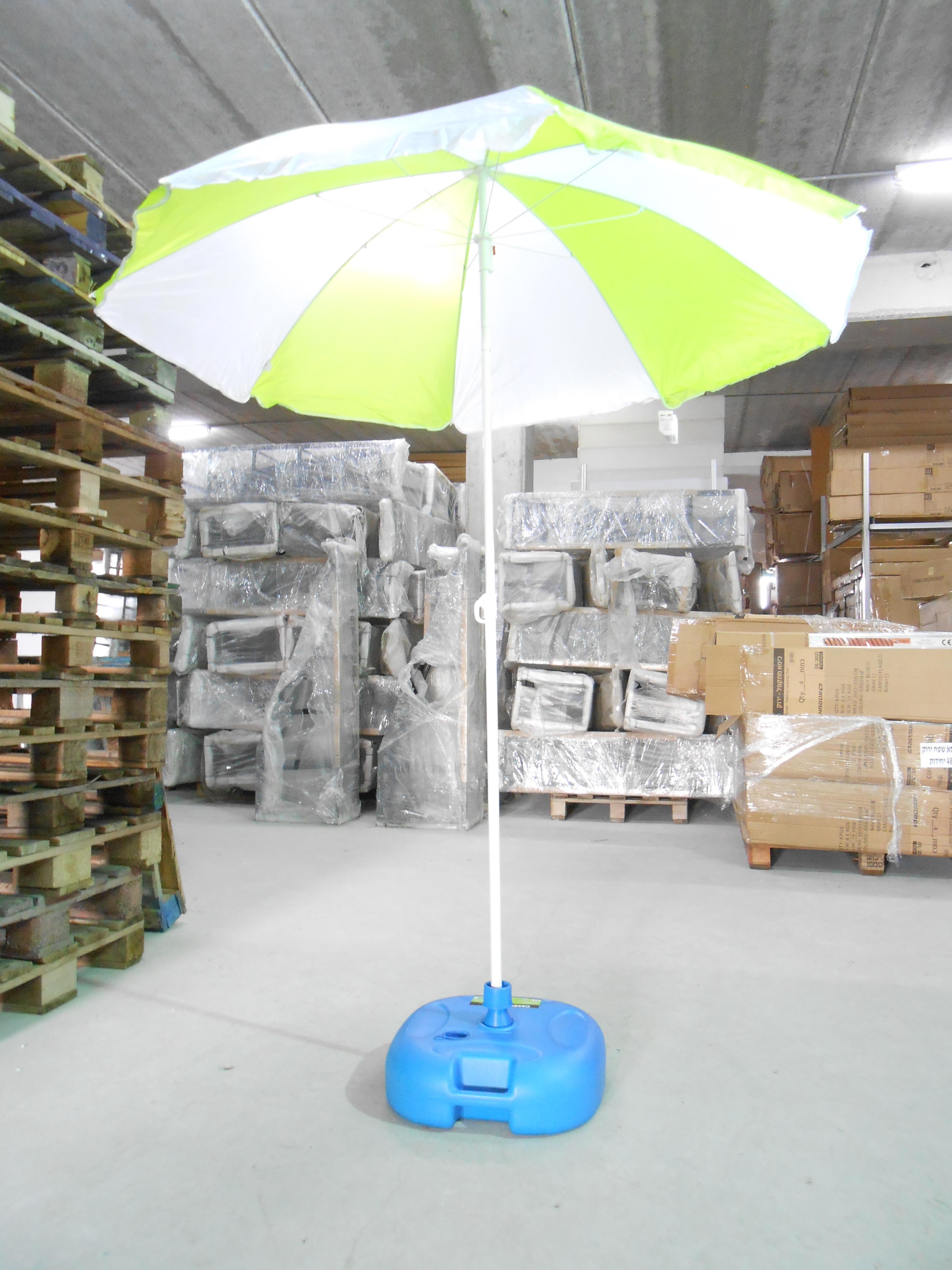 שמשיה 1.8 מטר צבע ירוק בהיר עם פסים לבנים מבית CAMPTOWN כולל בסיס צבע לבן קמפינג לייף שמשיה 1.8 מטר צבע ירוק בהיר עם פסים לבנים מבית CAMPTOWN כולל בסיס צבע לבן קמפינג לייף