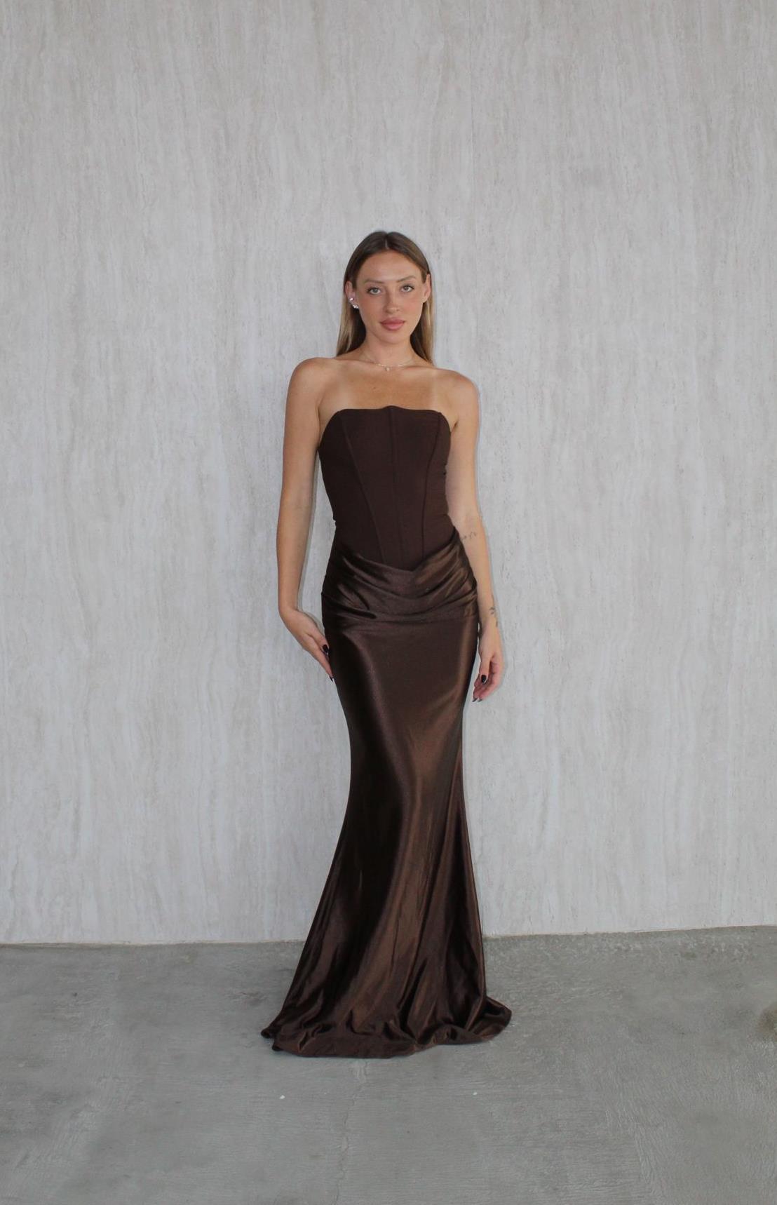 שמלת ולנטינה חומה שמלת ולנטינה חומה