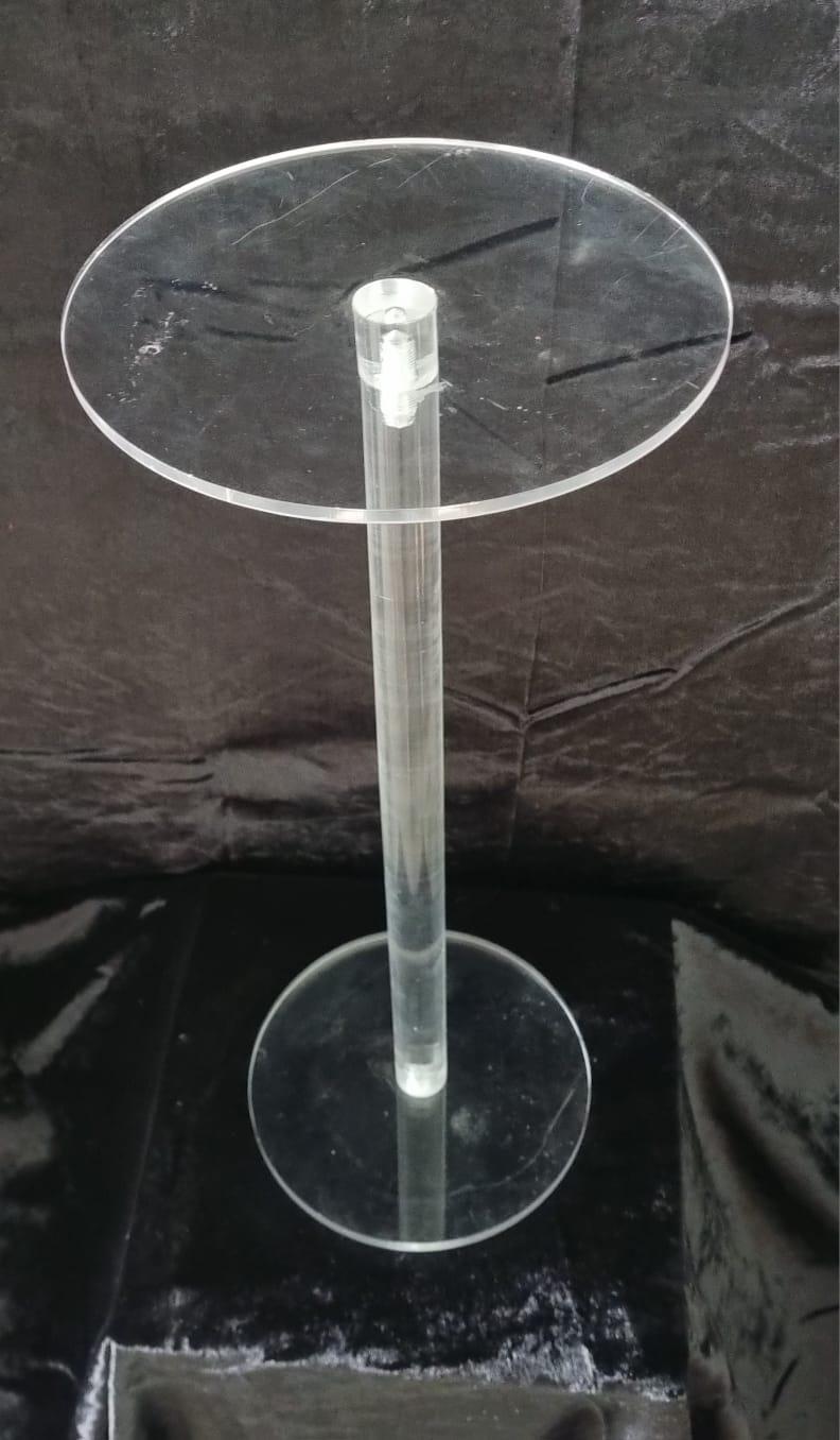 מעמד אקריל שקוף לעיצוב