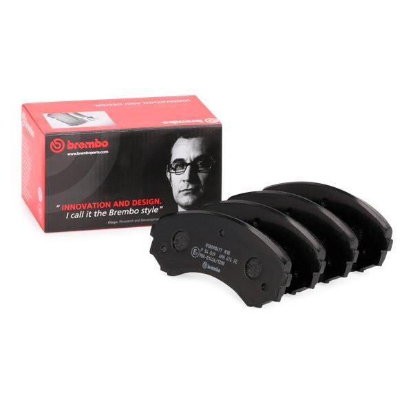 סט רפידות בלם קדמי לרכב מיצובישי דגמי פג'רו קינג וגרנדיס מבית Brembo