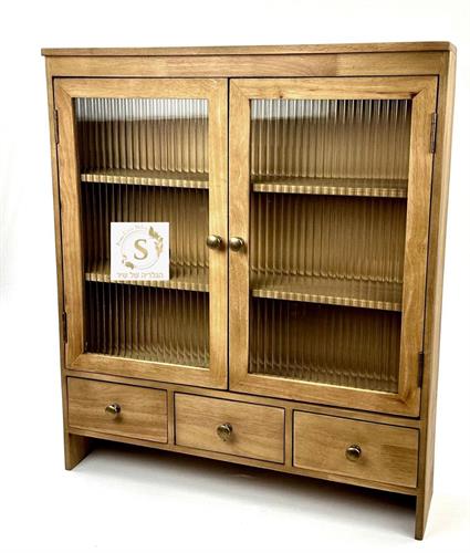 כוננית וינטג' עם דלתות זכוכית