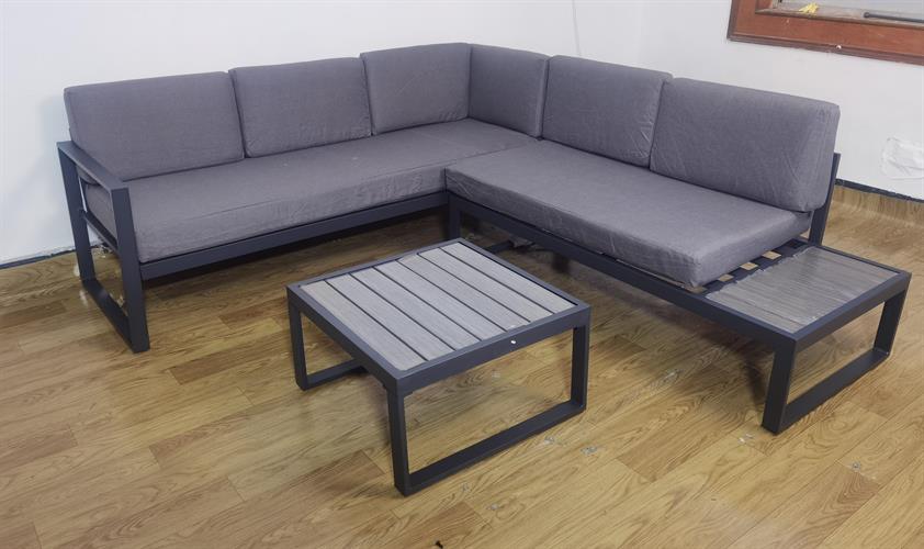 מערכת ישיבה לגינה ולמרפסת אלומיניום פינתי דגם ליאון צבע אפור מערכת ישיבה לגינה ולמרפסת אלומיניום פינתי דגם ליאון צבע אפור