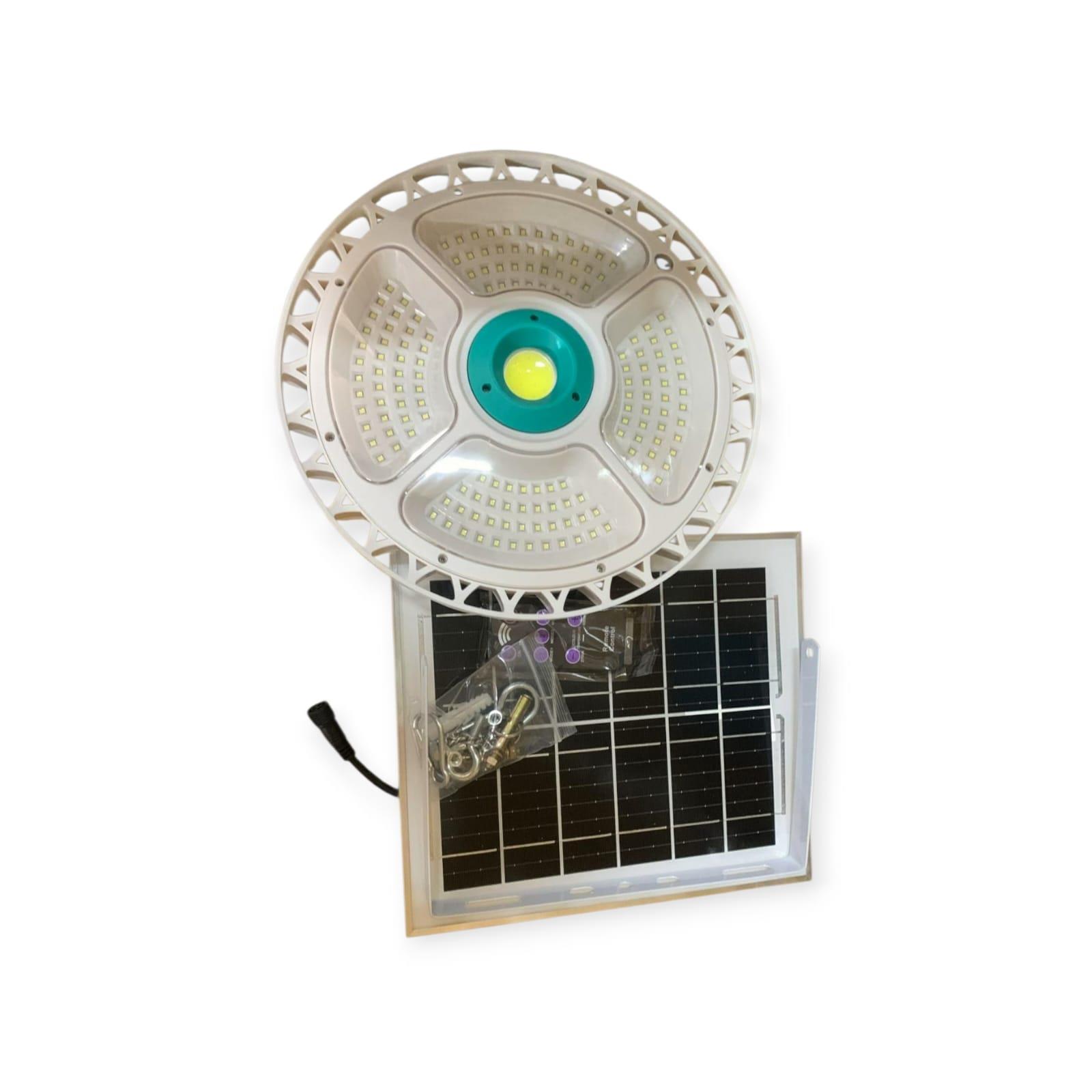 פנס סולארי עוצמתי לתלייה עם שלט – 200W | 156 נורות LED | עמיד למים