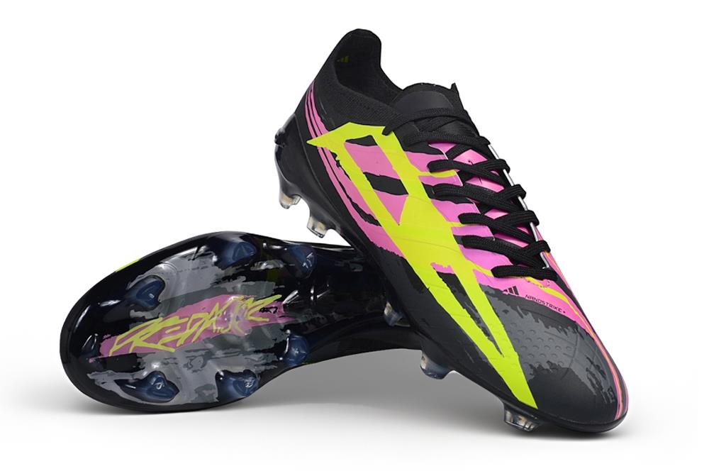 נעלי כדורגל אדידס Adidas Predato שחור צהוב