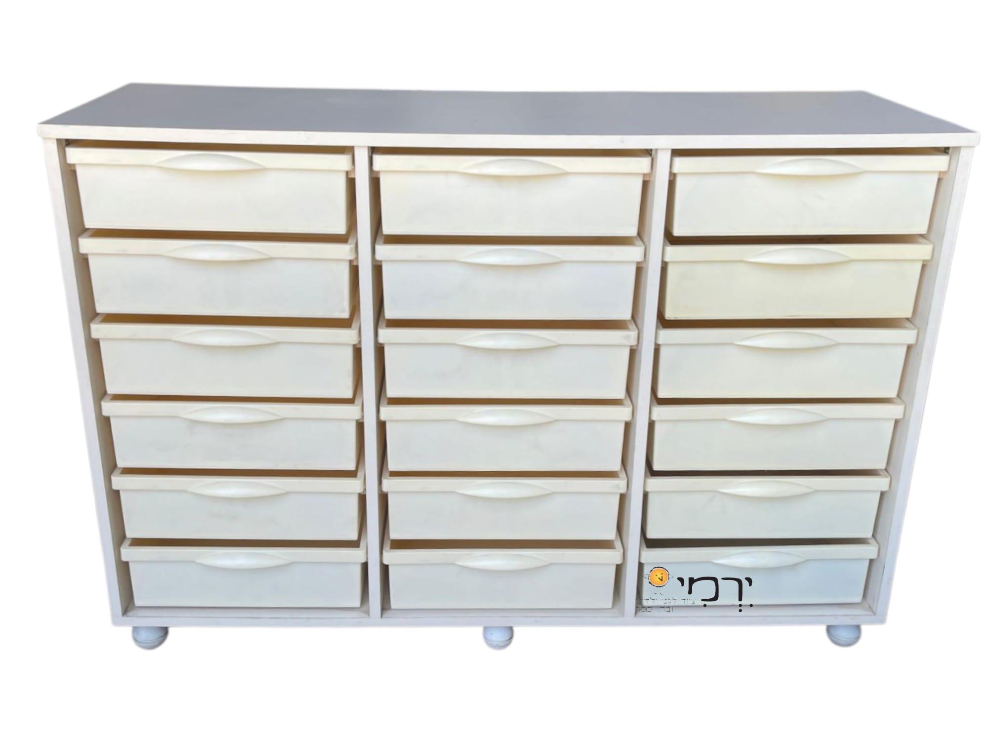 ארון 18 מגירות פלסטיק