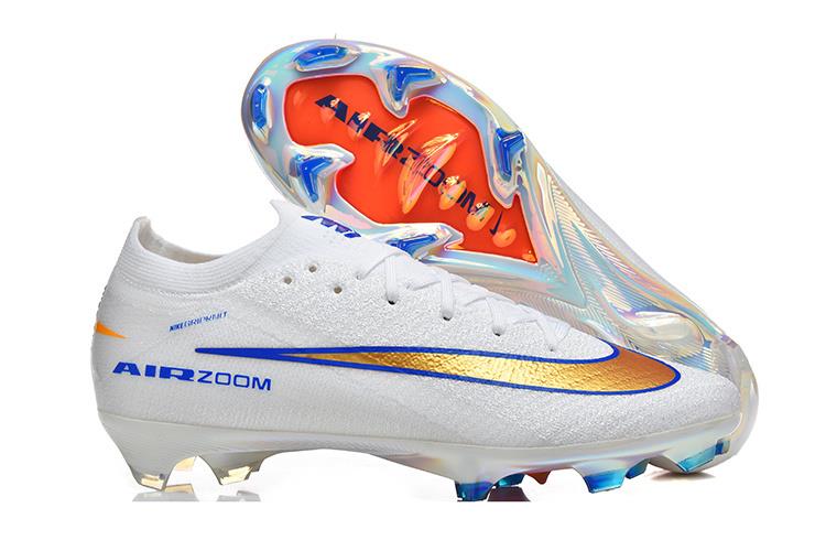 נעלי כדורגל Nike Phantom II Elit לבן זהב