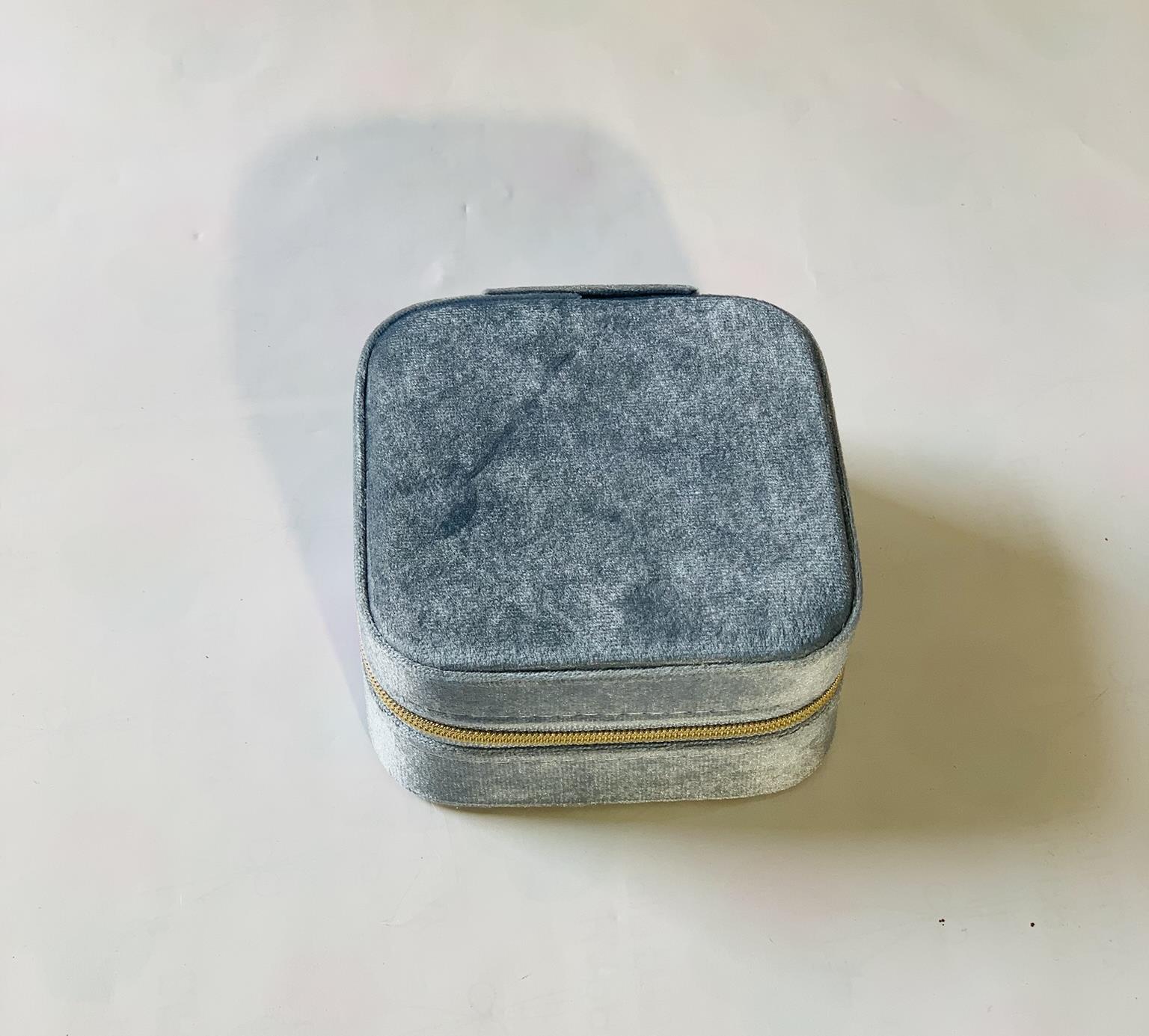 קופסאת תכשיטים כחול