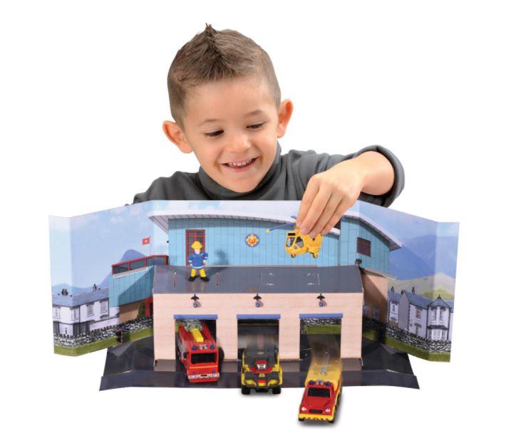 סמי הכבאי-4 רכבים עם דמות