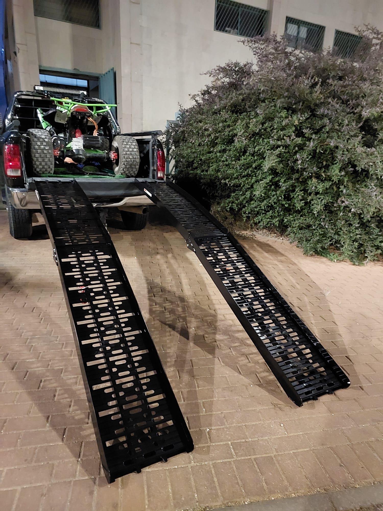 רמפות לטנדרים גבוהים להעמסה ופריקת טרקטורונים מתקפלת אורך 3 מטר רוחב 40 סמ אלומיניום קמפינג לייף רמפות לטנדרים גבוהים להעמסה ופריקת טרקטורונים מתקפלת אורך 3 מטר רוחב 40 סמ אלומיניום קמפינג לייף