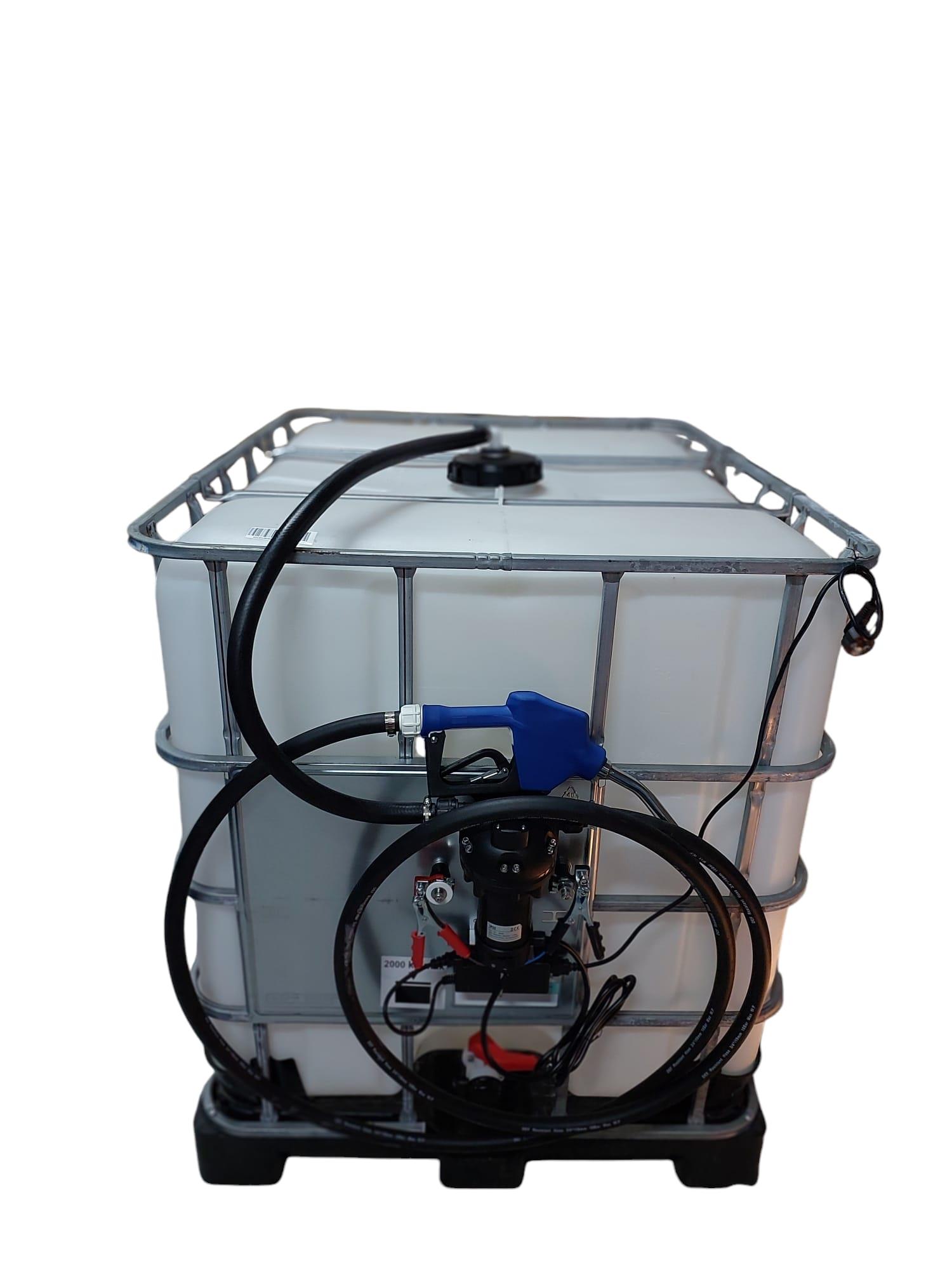 משאבת אוריאה 220 וולט עם אקדח ומיכל קוביה 1000 ליטר IBC הספק 36 ליטר לדקה קמפינג לייף משאבת אוריאה 220 וולט עם אקדח ומיכל קוביה 1000 ליטר IBC הספק 36 ליטר לדקה קמפינג לייף