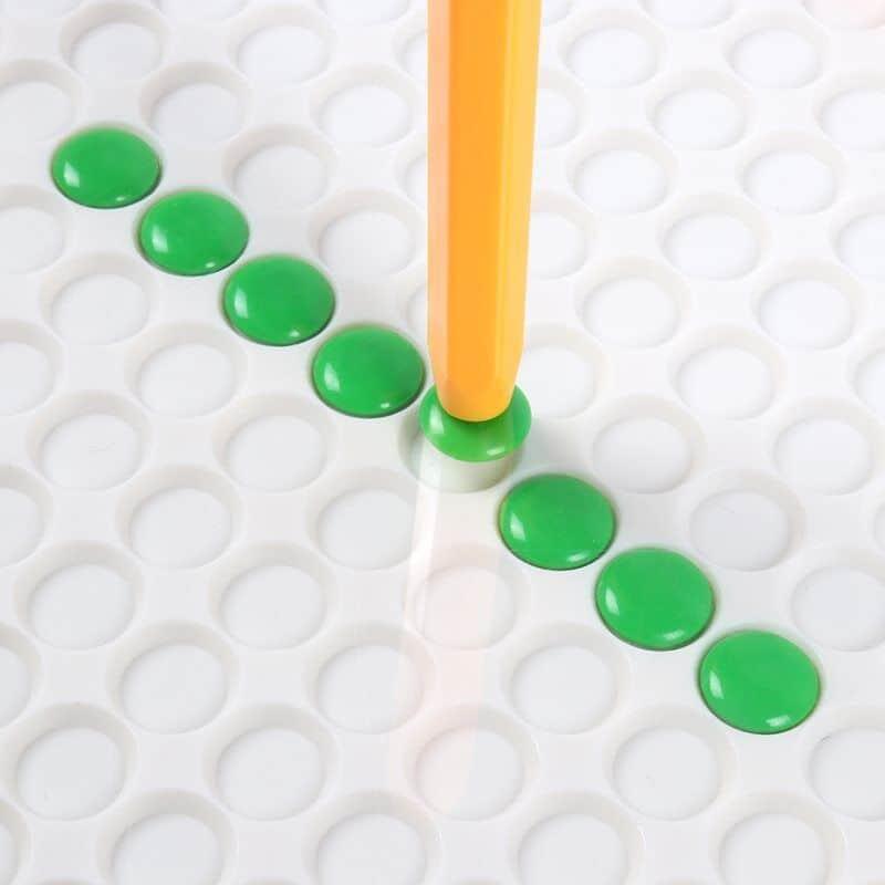 עט לעדשים מגנטים