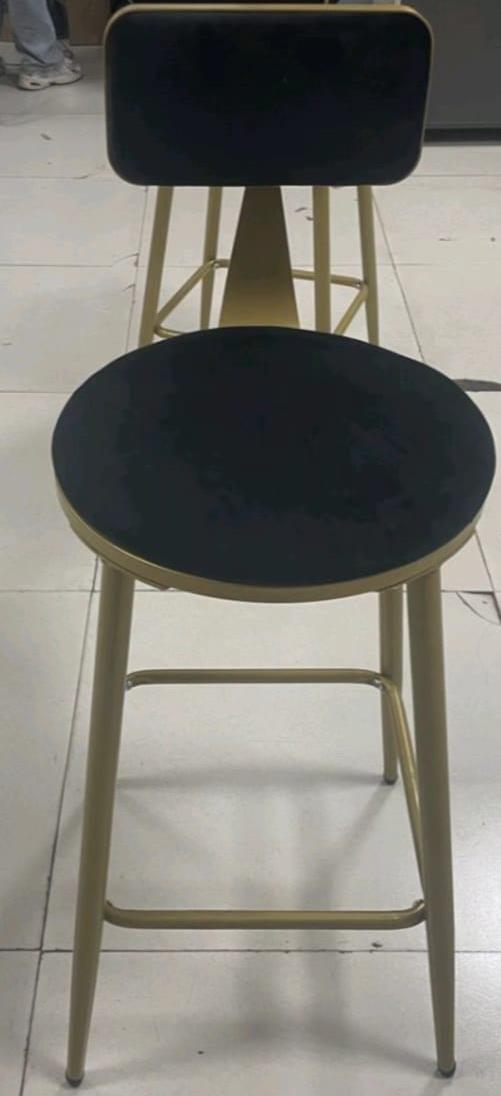 כסא בר מעוצב דגם סיישל צבע שחור כסא בר מעוצב דגם סיישל צבע שחור