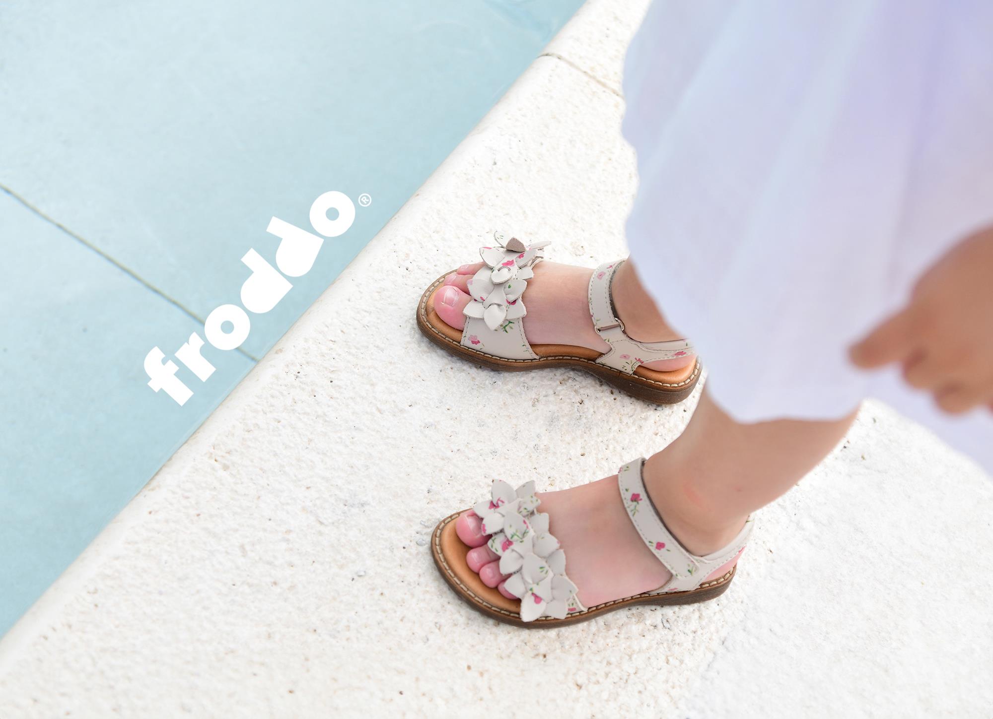 סנדלי בנות עור פרחים ּּFRODDO G3150251 FLOWERS