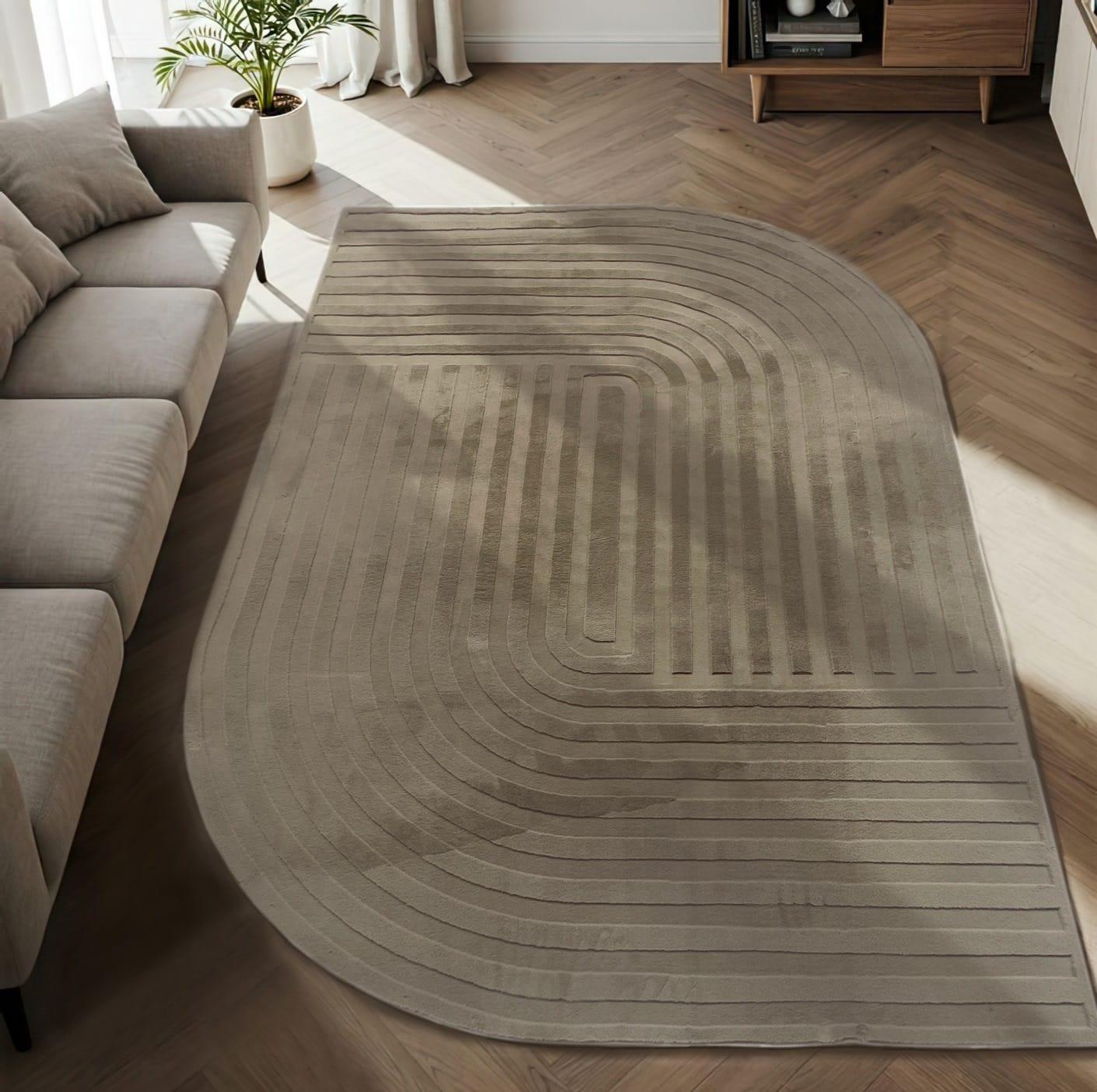 שטיח פרווה אסימטרי -  צבע קפה