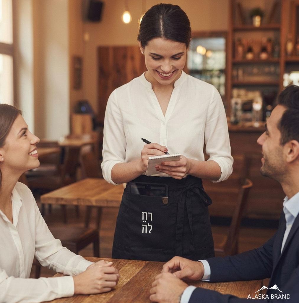 חצי סינר - סינר מותן שחור עם כיס לטאבלט | אפשרות להוסיף רקמה אישית