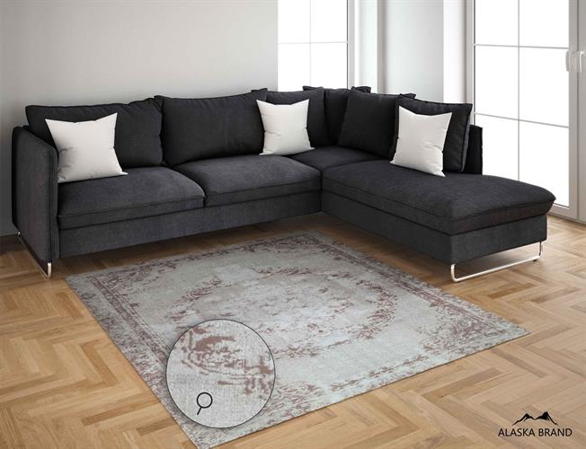שטיח סלון דגם ביירות - דוגמא אתנית בגווני חום מוקה *אחרון*