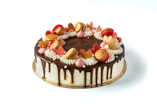 עוגת יום הולדת צבעונית -פרווה עוגת יום הולדת צבעונית -פרווה