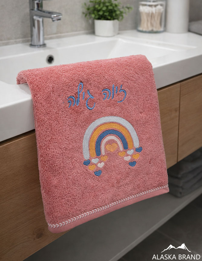 כן! אנחנו מעוניינים בתוספת רקמה