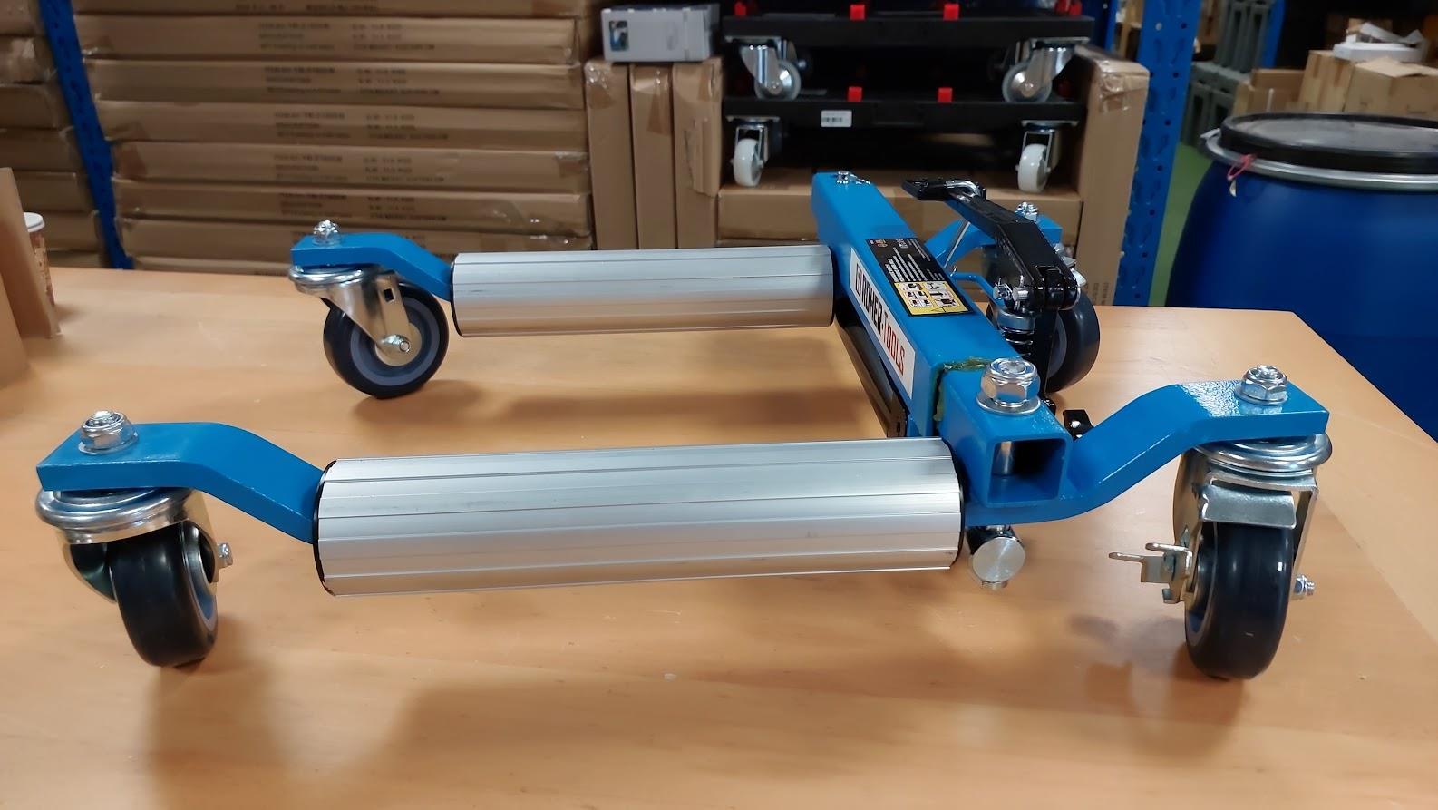 דולי סקטים להזזת רכב או אווירון עם תקר בגלגל קמפינג לייף דולי סקטים להזזת רכב או אווירון עם תקר בגלגל קמפינג לייף