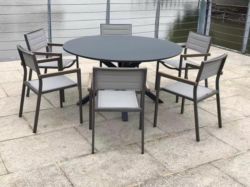שולחן עגול קוטר 140 אלומיניום לגינה ולמרפסת + 6 כסאות דגם פרובנס צבע אפור